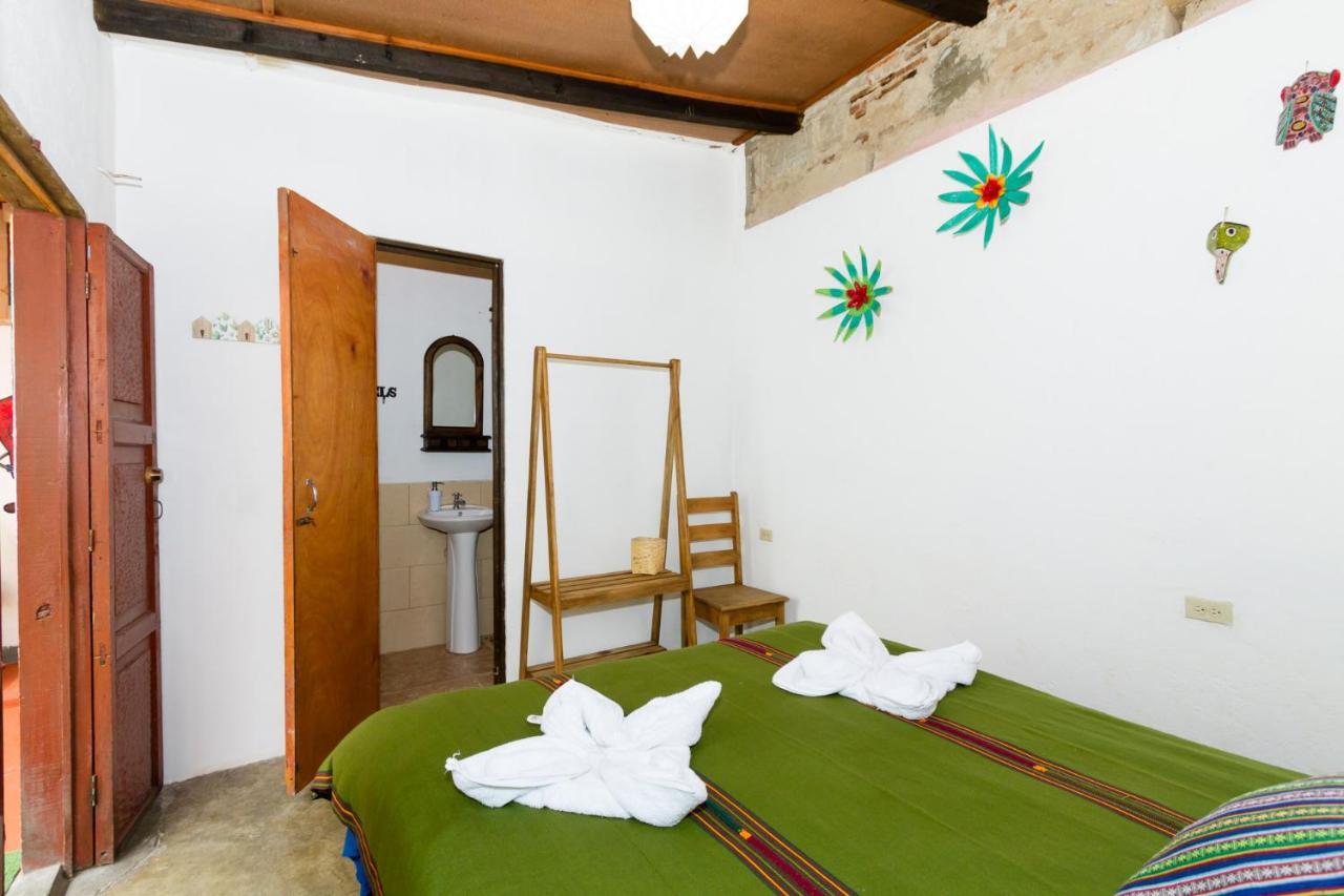 Casa Tamarindo Bed & Breakfast Antigua ภายนอก รูปภาพ