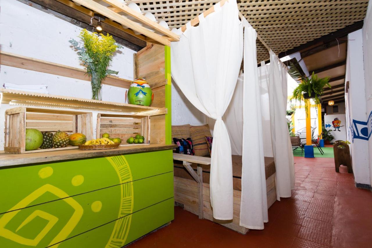 Casa Tamarindo Bed & Breakfast Antigua ภายนอก รูปภาพ