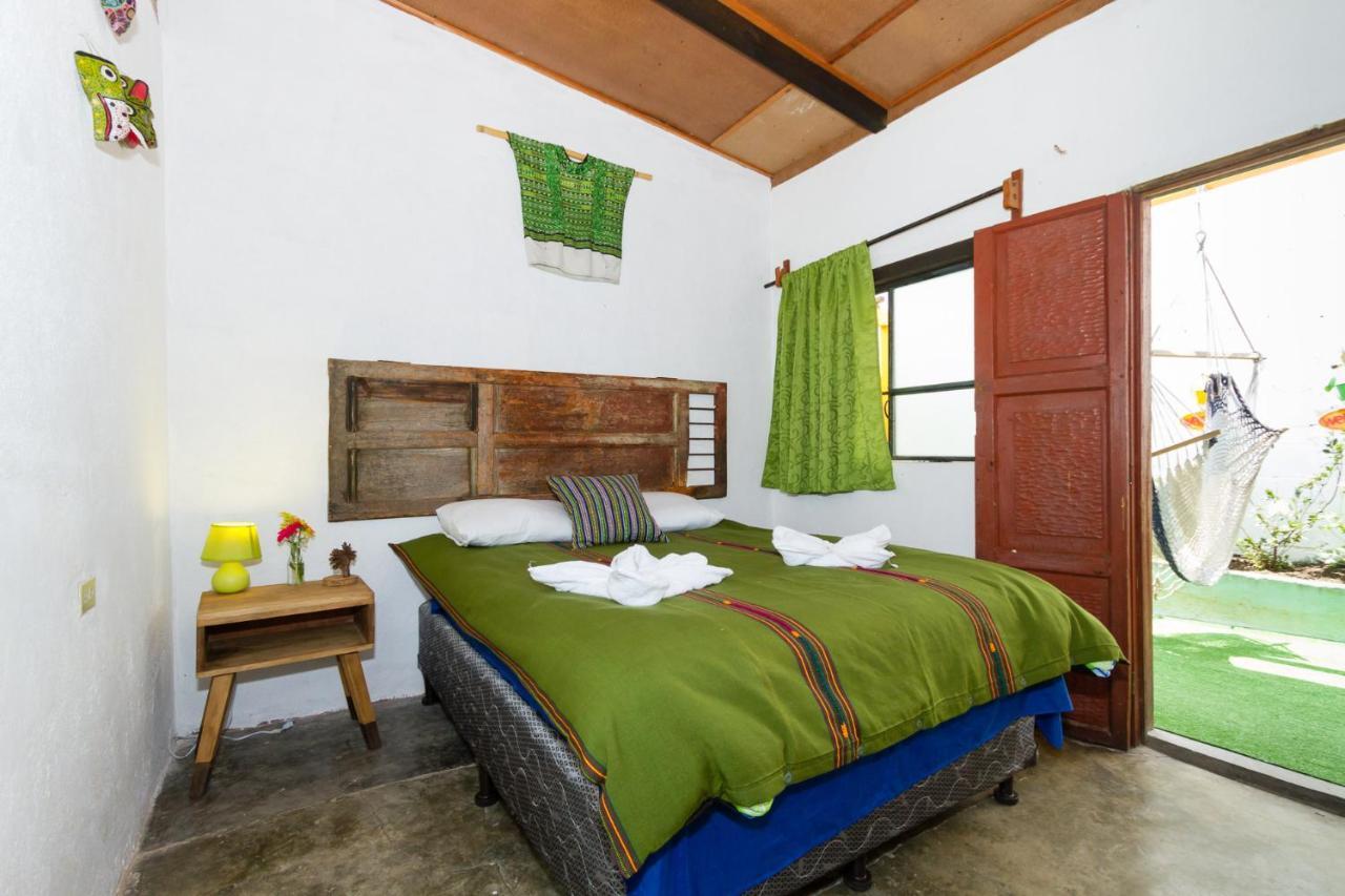 Casa Tamarindo Bed & Breakfast Antigua ภายนอก รูปภาพ